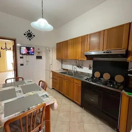 Apartment A Pochi Passi Dal Mare E Dal Centro