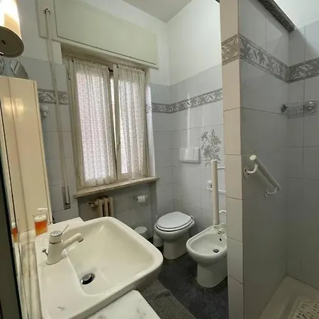 A Pochi Passi Dal Mare E Dal Centro Apartment L'Americano